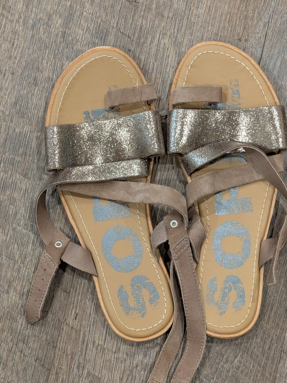Sorel Women's Ella Criss Cross sandals